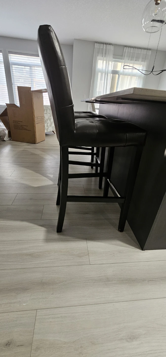 Black Faux Leather Tufted Bar Stools (Set of 3) - photo 3