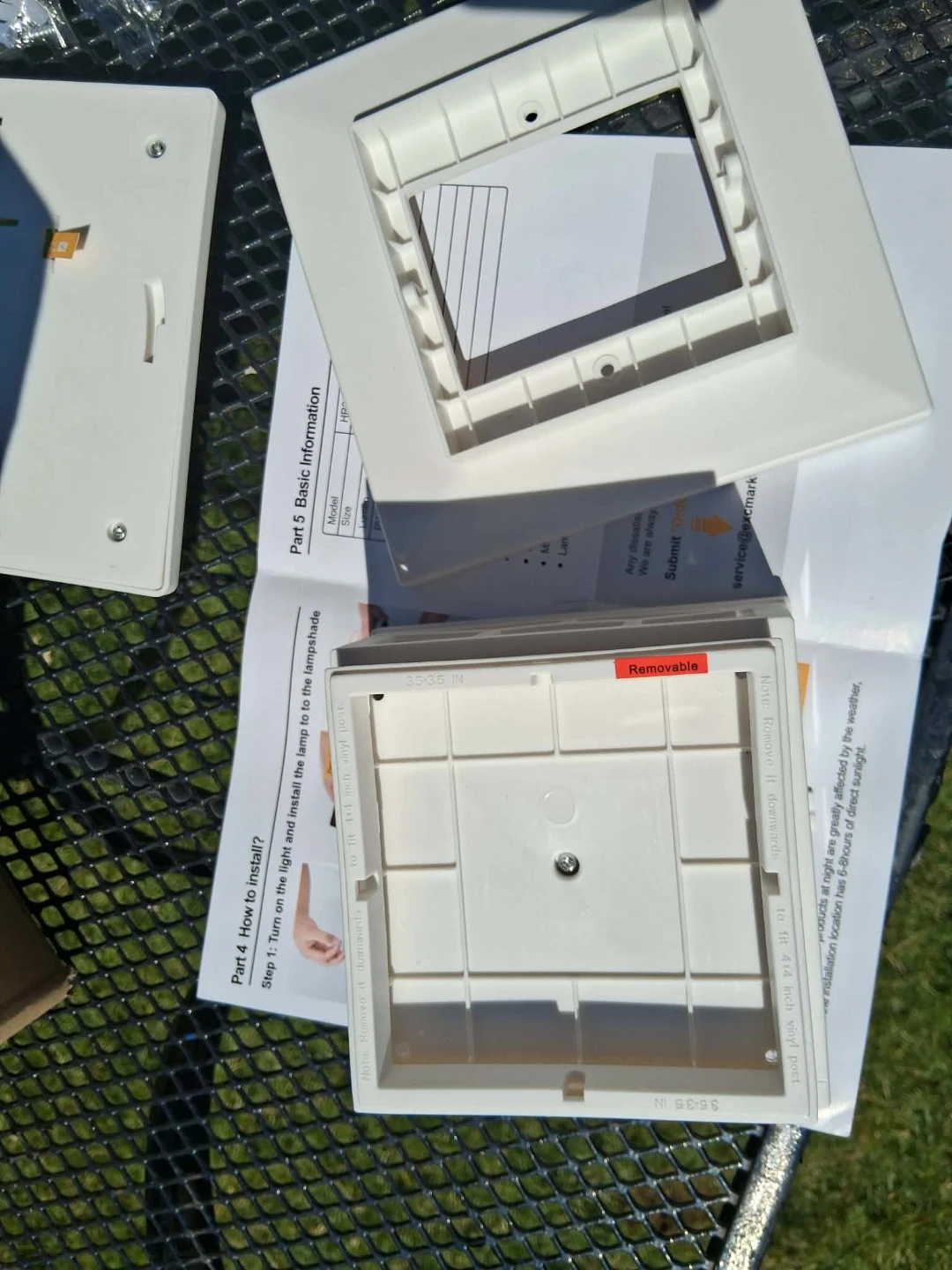 White Solar Post Light - photo 2
