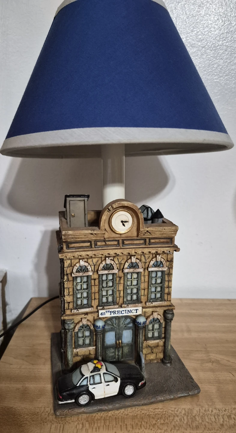 Police Precinct Lamp with Police Car Accent