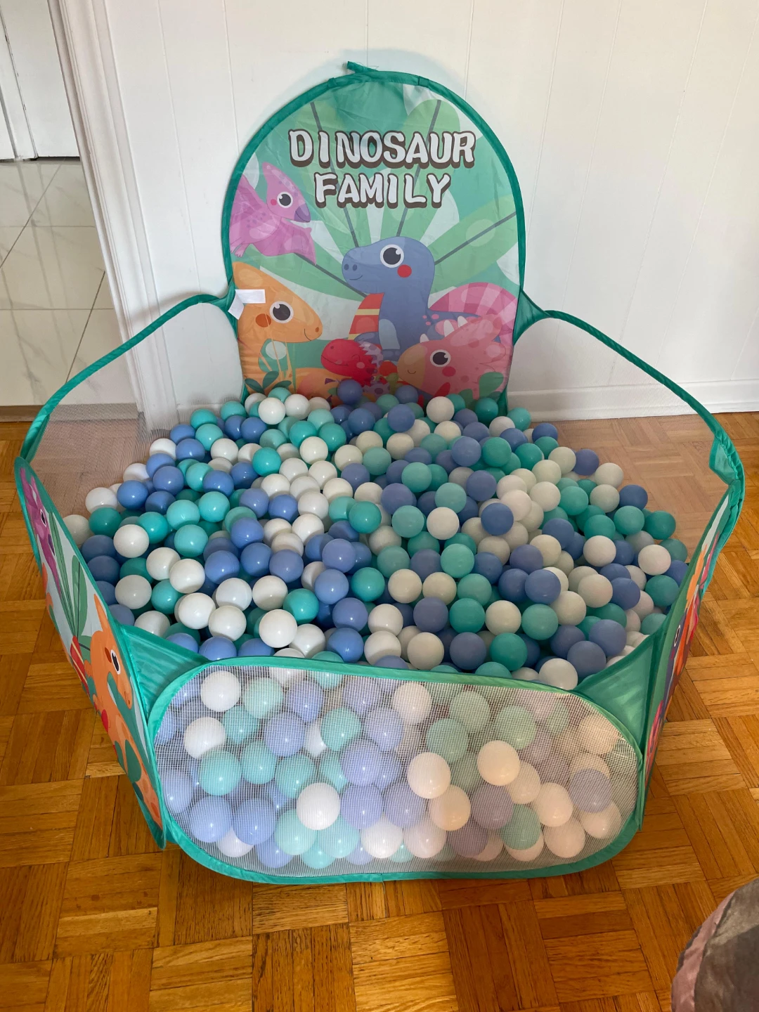 Dinosaur Family Collapsible Ball Pit with Balls