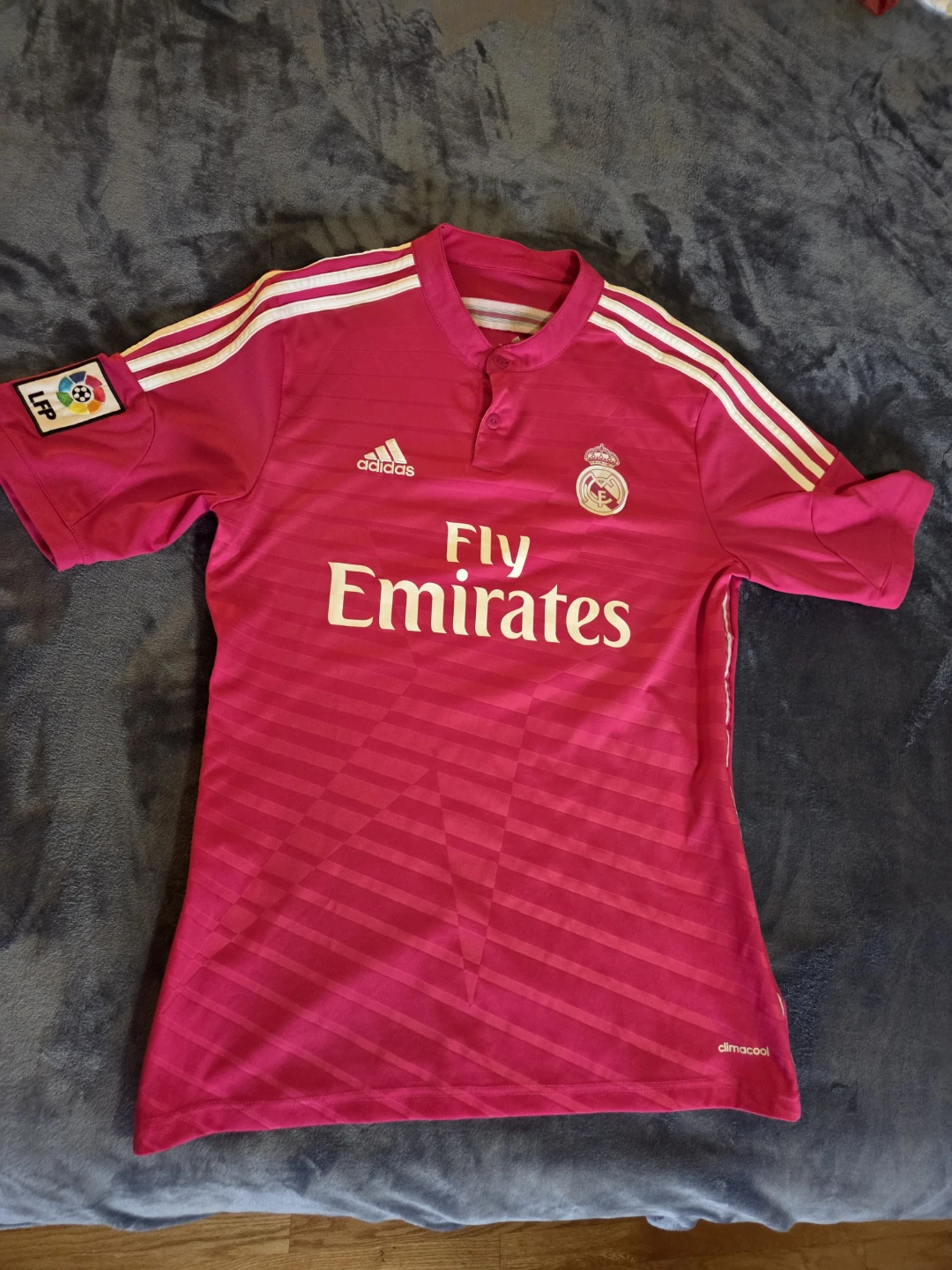 Adidas Real Madrid Fly Emirates Pink Jersey Men's Size M