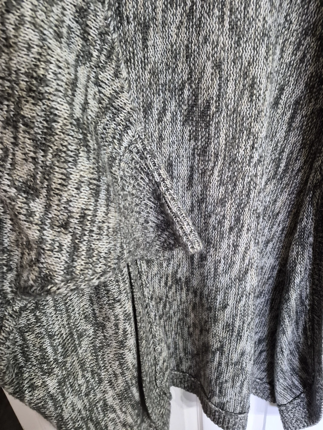 Wr Seal Ladies Size 3X Long Comfy Cozy Swaeter - photo 5