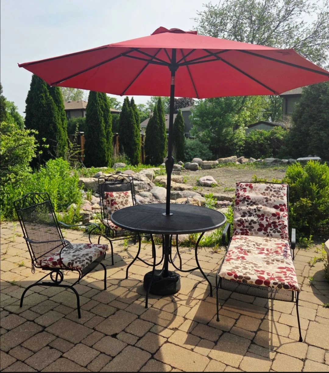 Patio set with umbrella and cushions