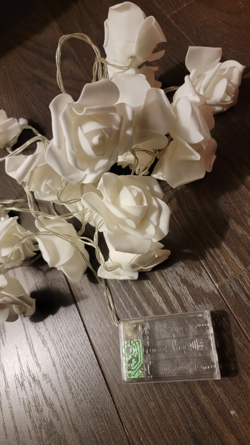 White Rose String Lights - photo 3