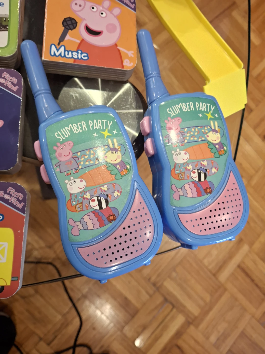 Peppa Pig Books and Castle Playset - photo 4