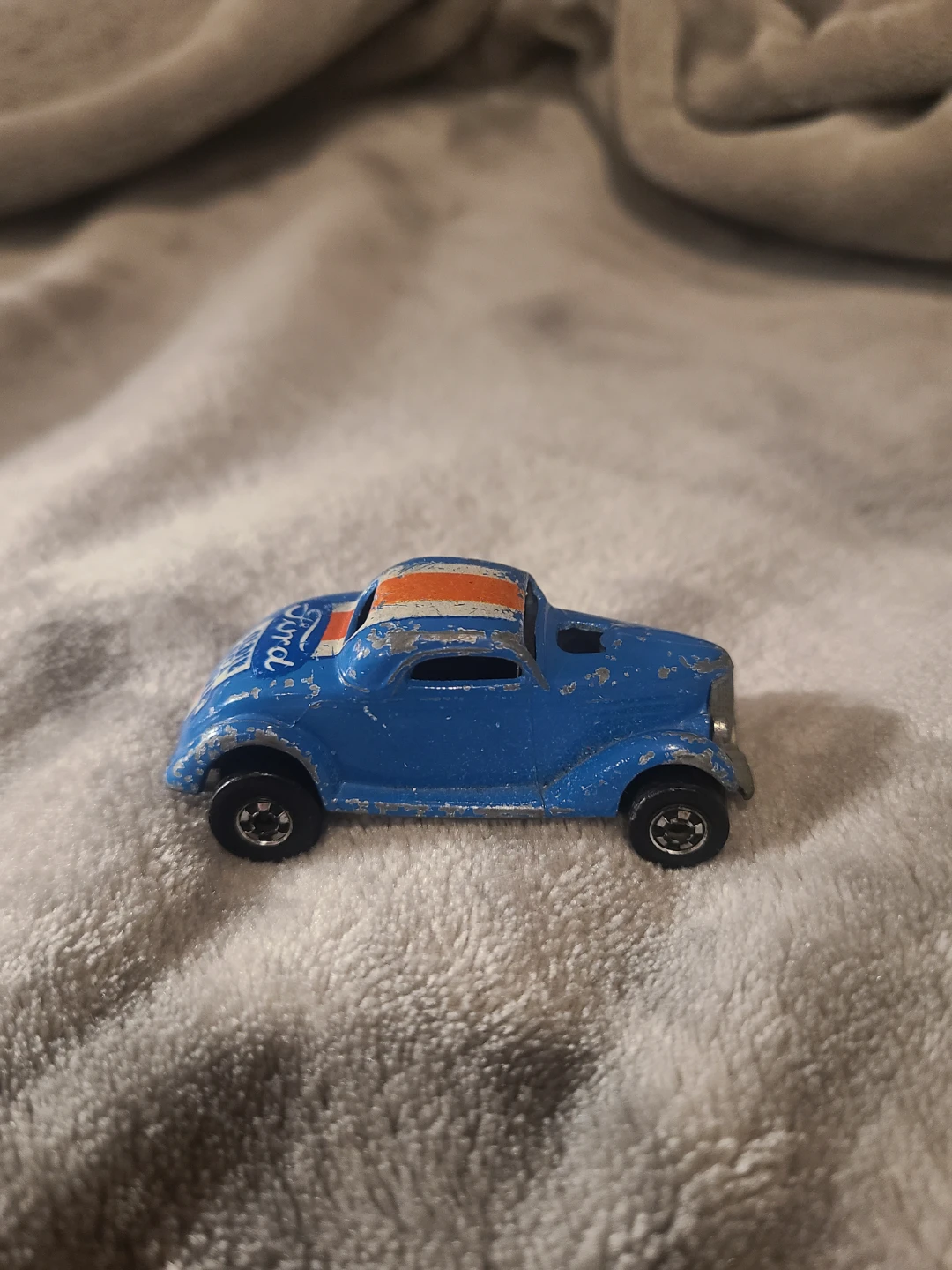 Hot Wheels 1973 'Neet Streeter' Ford Diecast Car