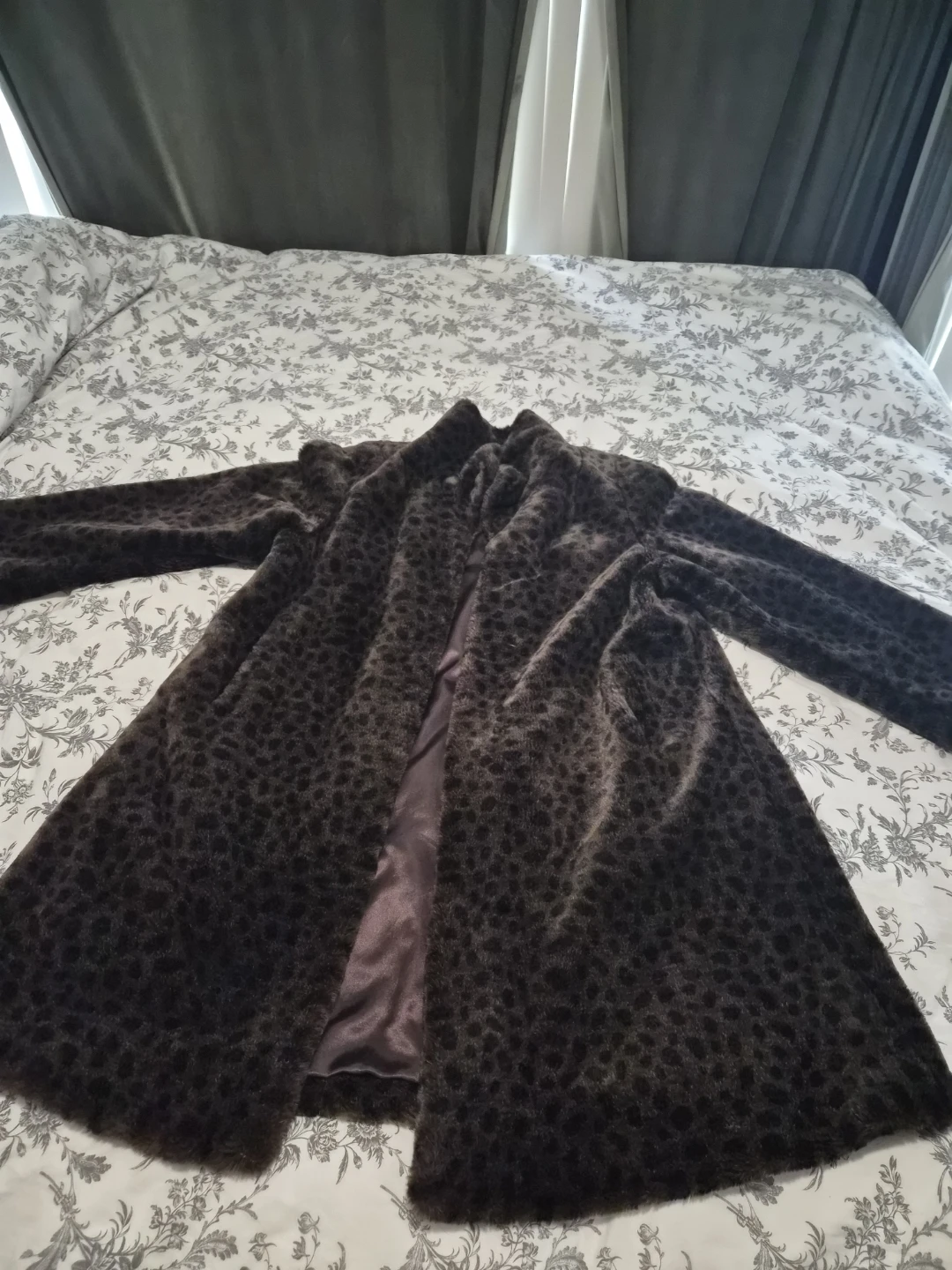 Faux Fur Leopard Print Coat