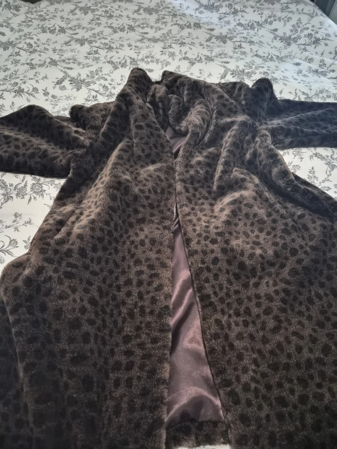 Faux Fur Leopard Print Coat - photo 2