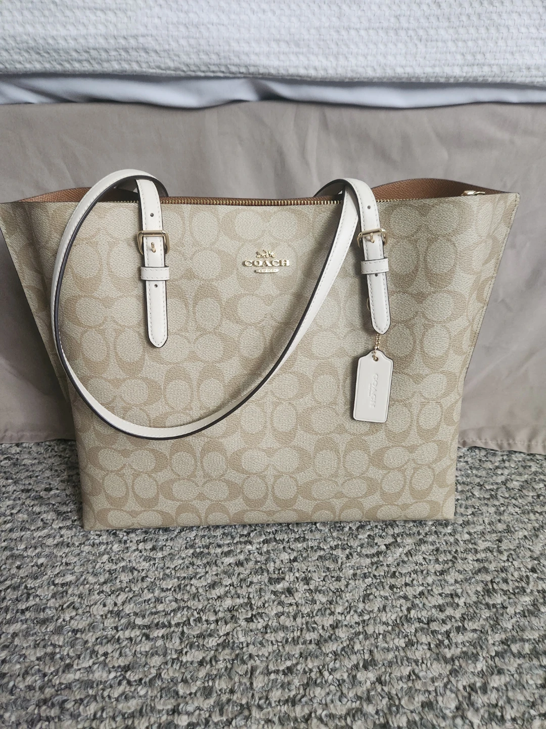 Coach Tote Bag - Beige/White Signature C Print