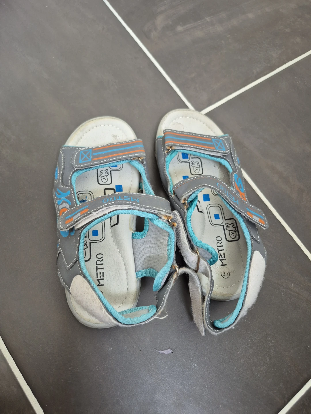 METRO Kids Sandals youth size 2 eur 33 - photo 2