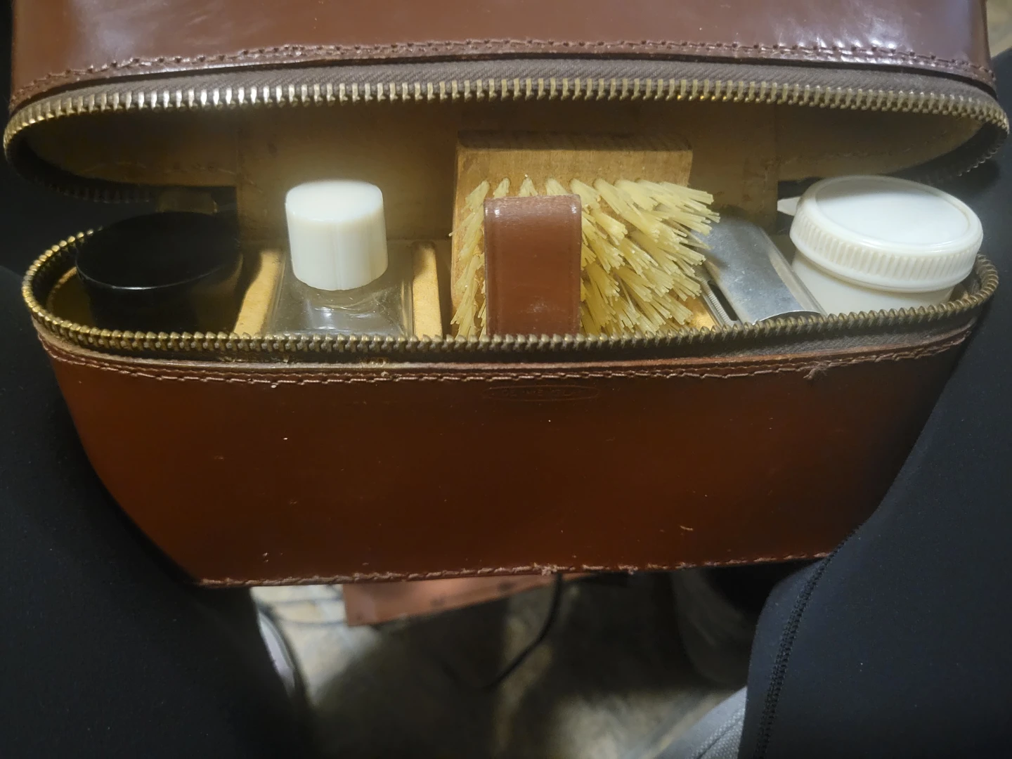Vintage Leather Travel Shoe Shine Kit