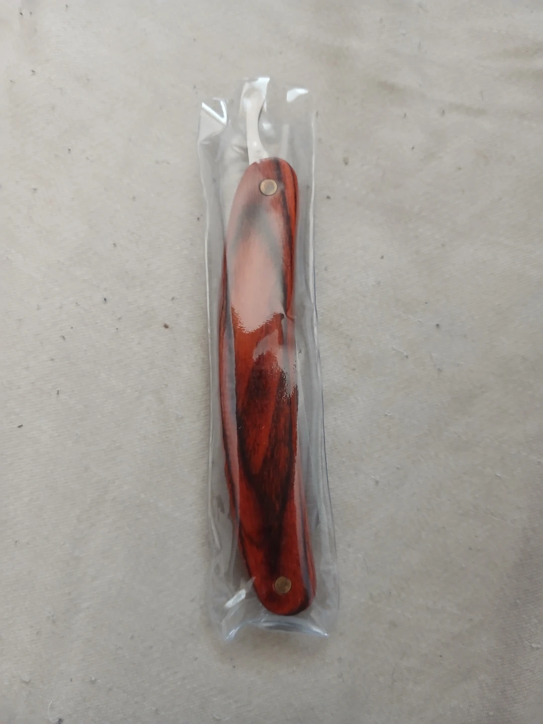 Straight Razor With Wooden Handle & Stainless Steel Blade - photo 2