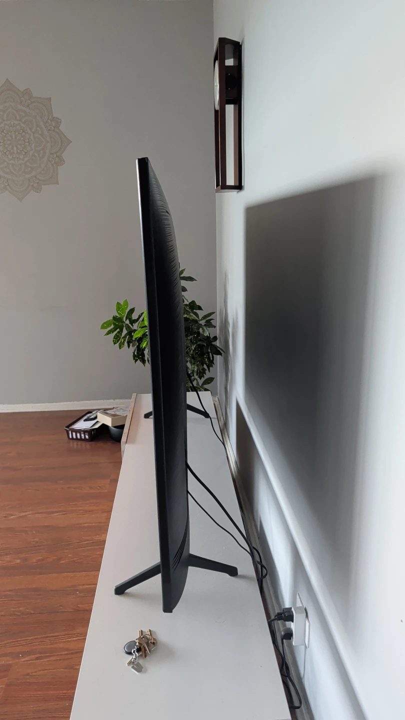Samsung 65" Smart TV - photo 3