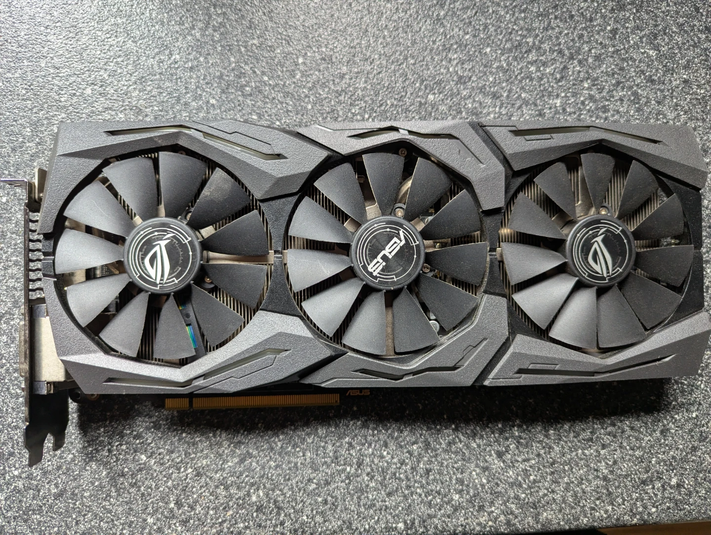 ASUS ROG Strix GTX 1080 O8G GAMING Graphics Card