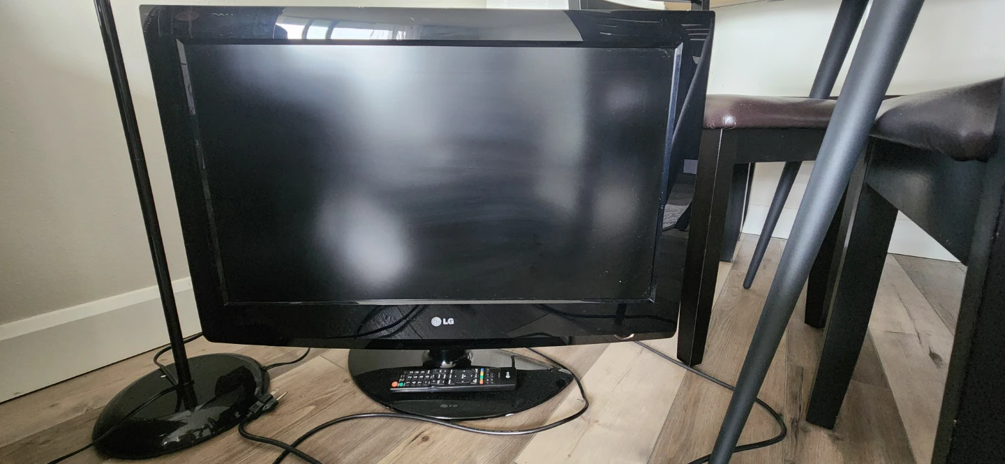 LG Television with Remote - photo 2