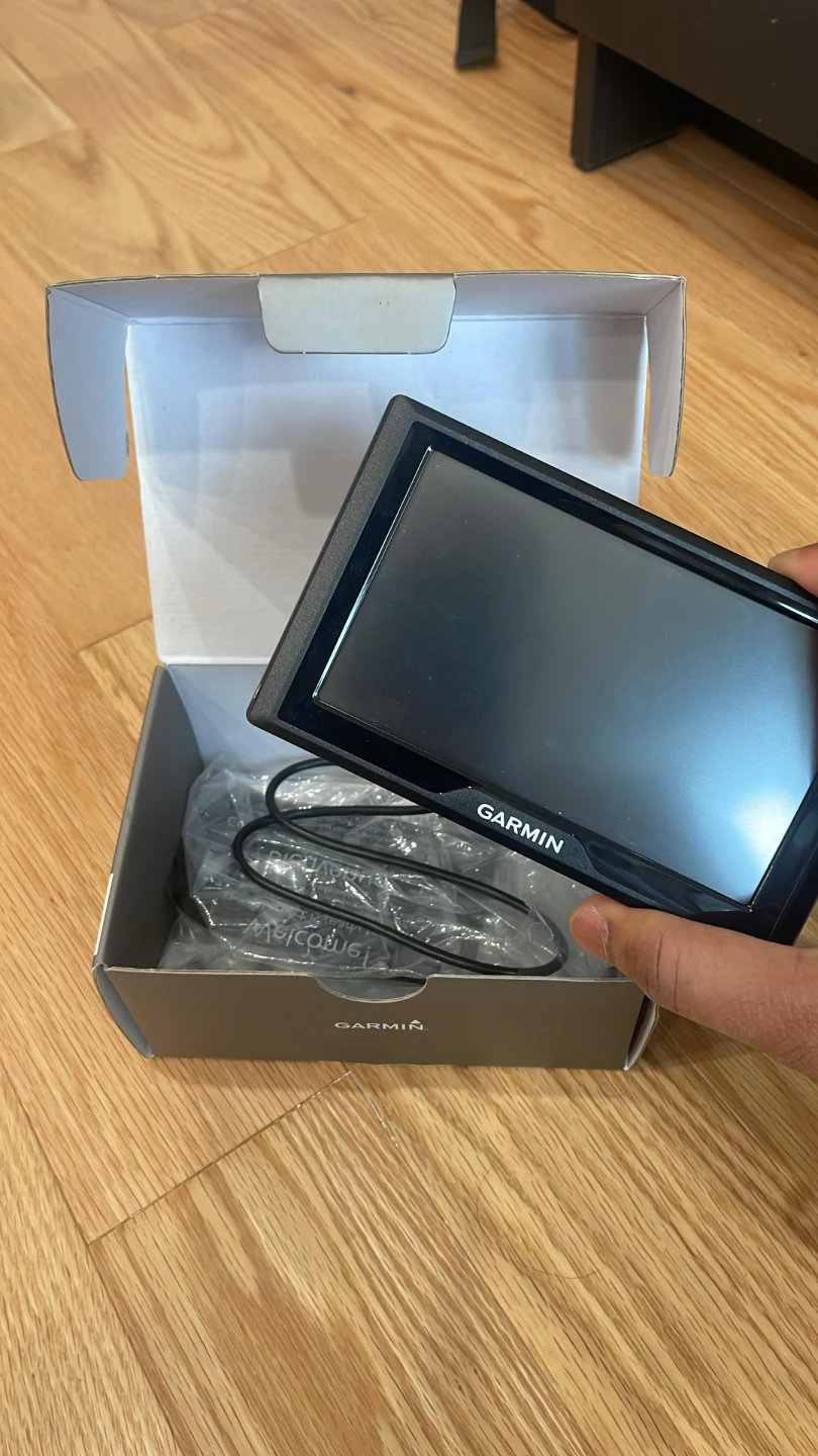 Garmin Drive 52 GPS Navigator