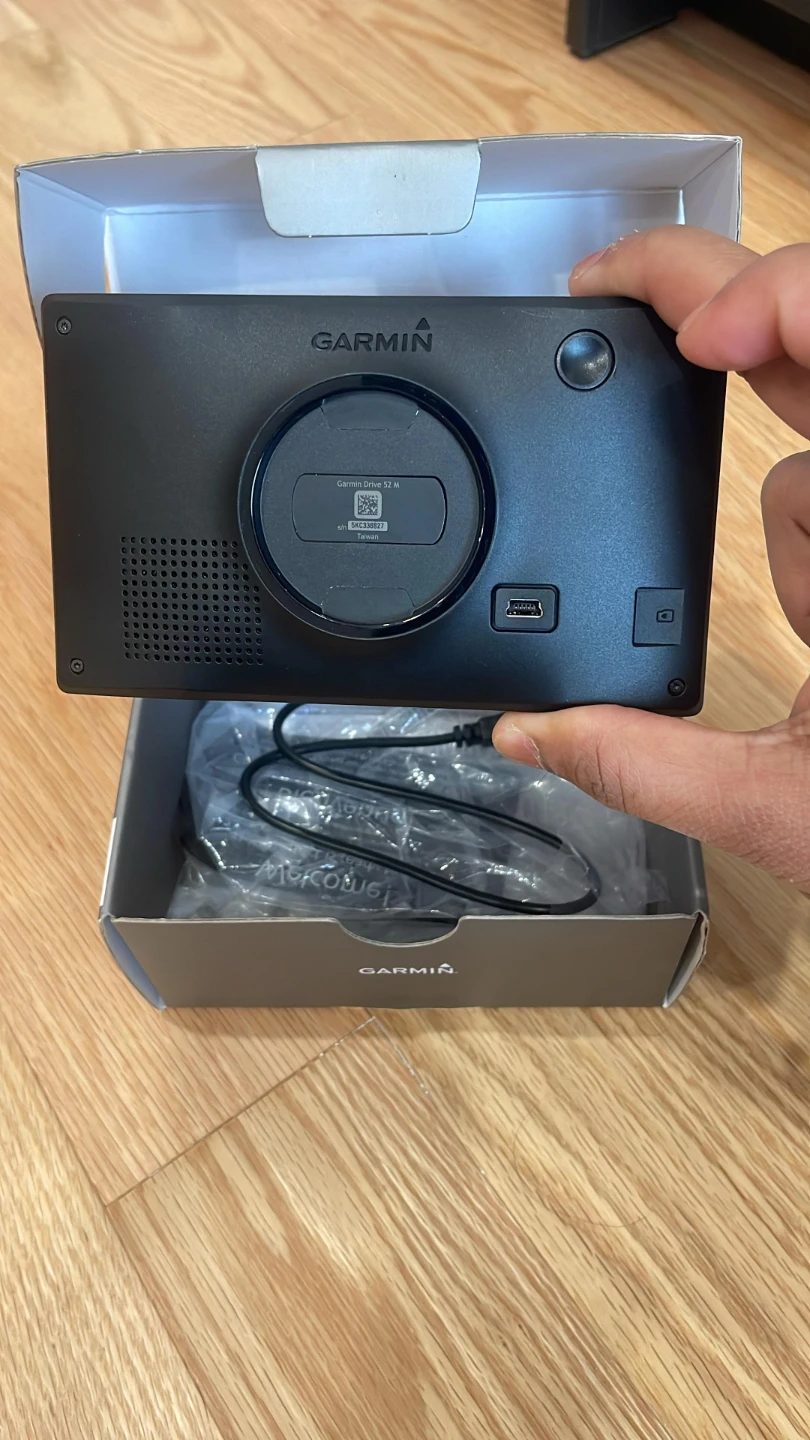 Garmin Drive 52 GPS Navigator - photo 2
