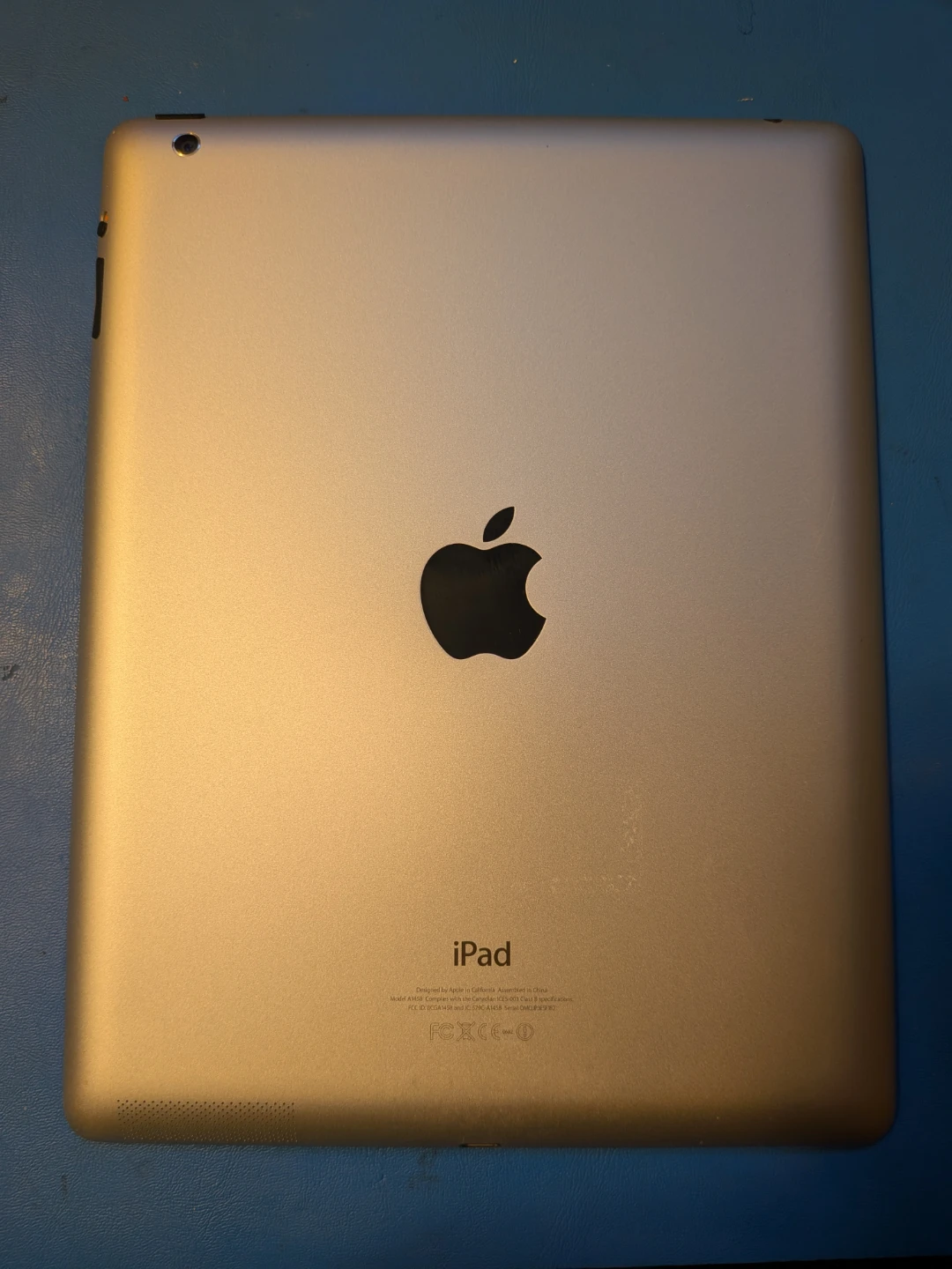 iPad 4 16gb with case - photo 2