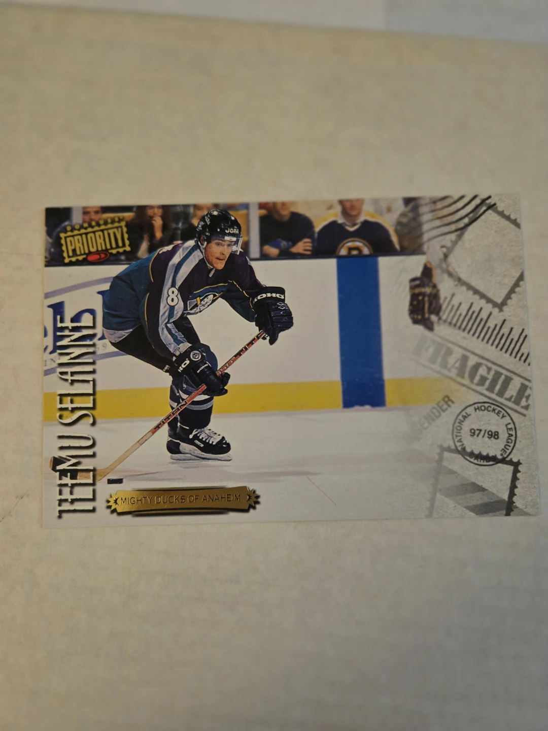Teemu Selanne 1997-98 Mighty Ducks Trading Card