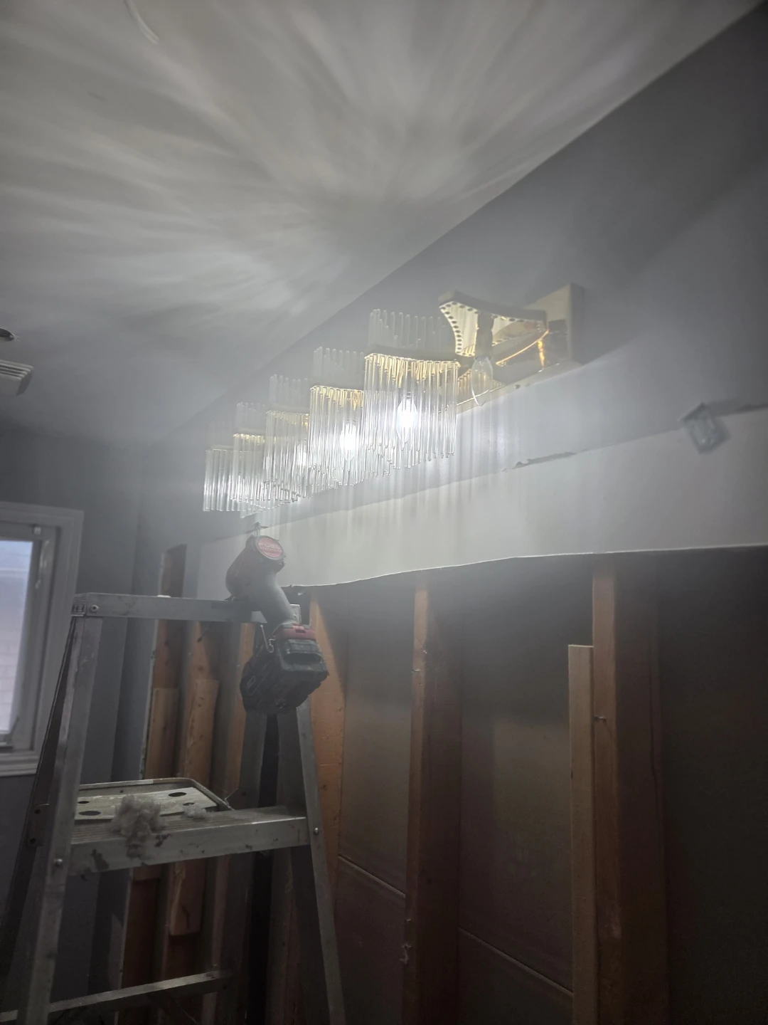 Modern Gold Vanity Light Fixture with Crystal Glass Rods - photo 4