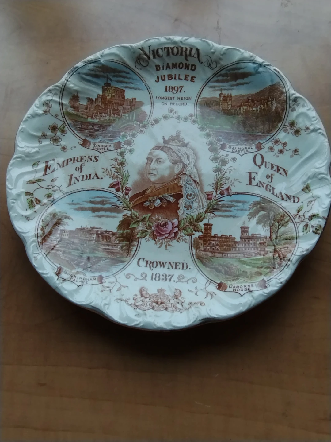 Queen Victoria Diamond Jubilee 1897 Commemorative Plate