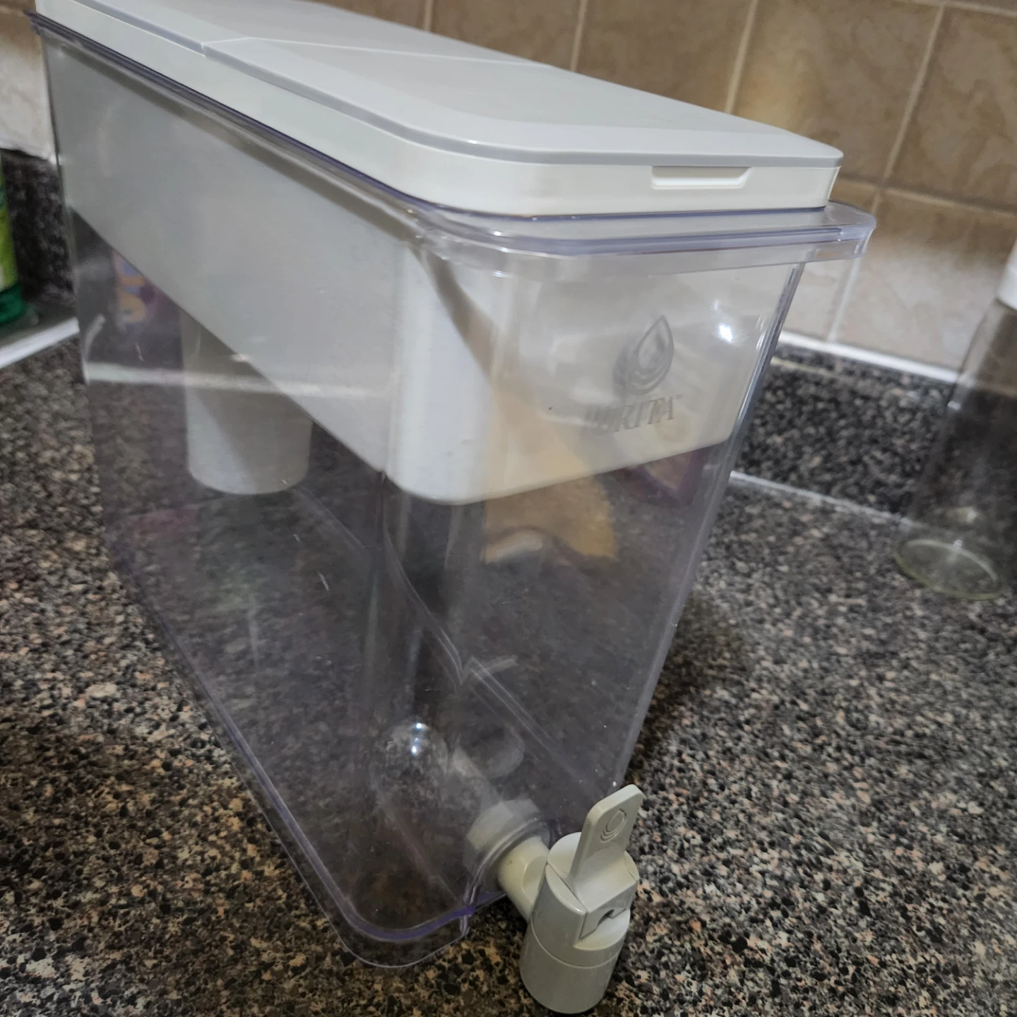 Brita Water Filter Pitcher with Spigot - photo 3