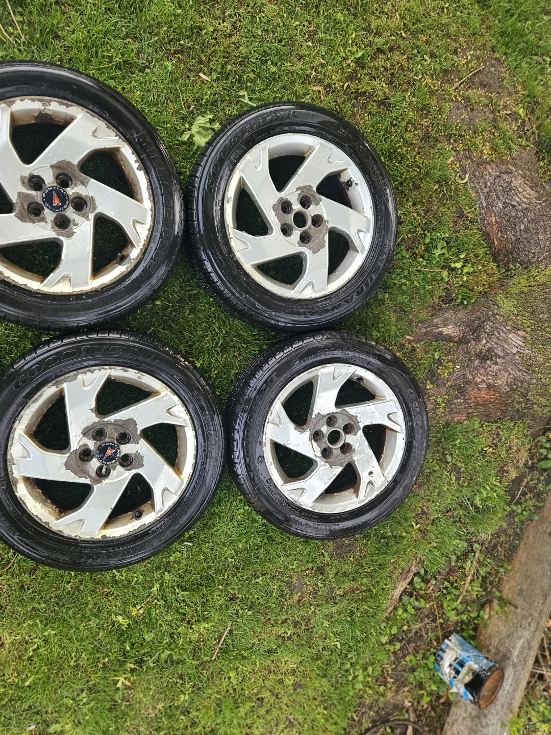 Set of 4 Goodyear Assurance All-Season Tires
