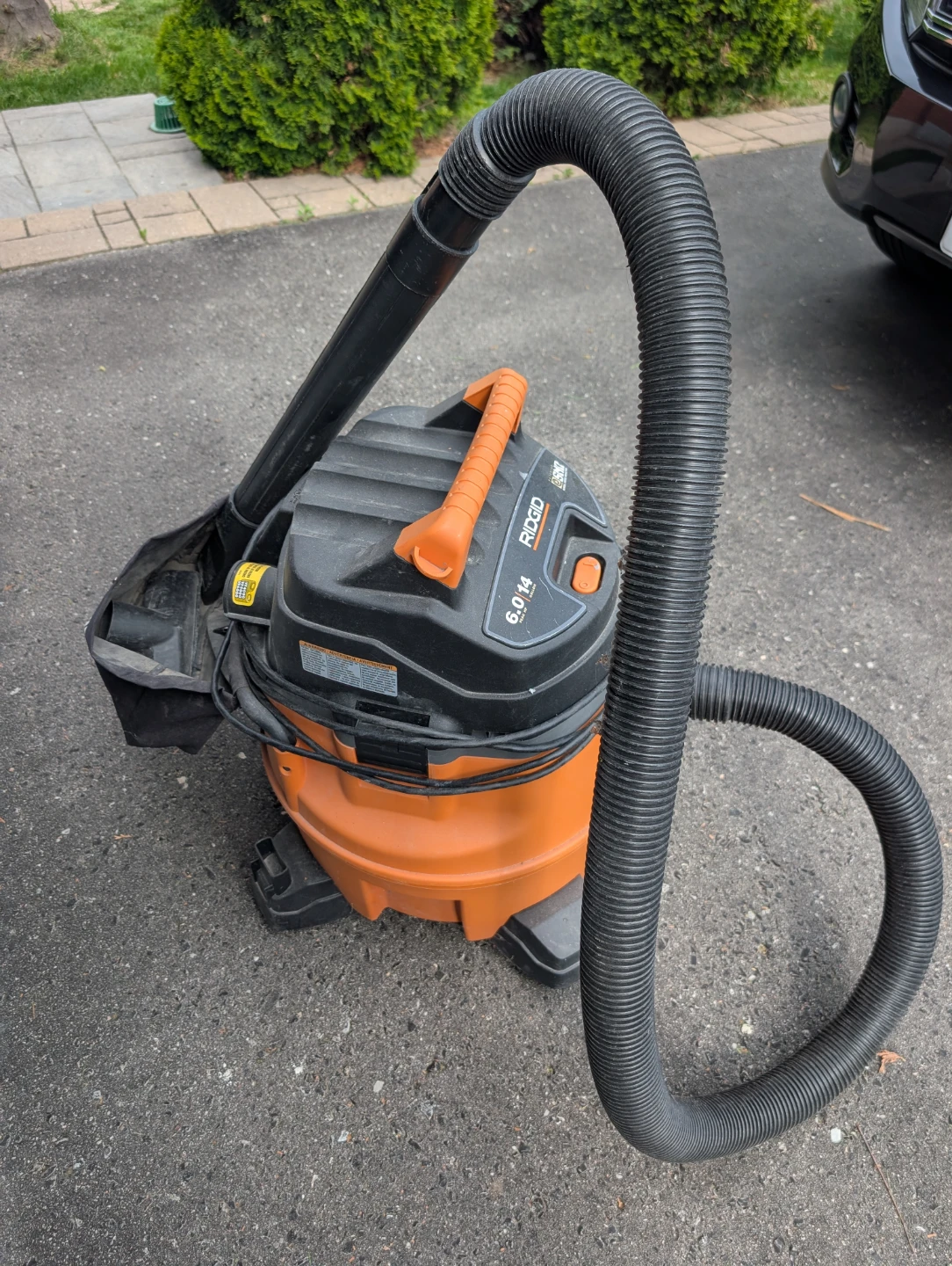 RIDGID 6.0 HP 14 Gallon Wet/Dry Vacuum Shop Vac - photo 2