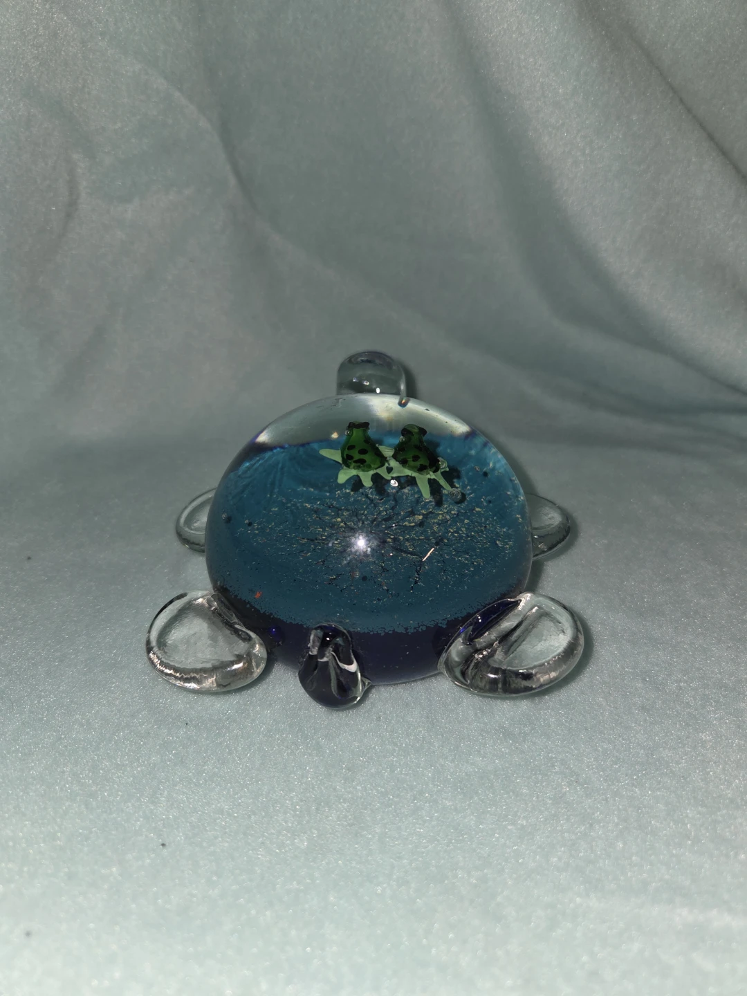 Glass Turtle Paperweight with Frogs Inside - photo 3