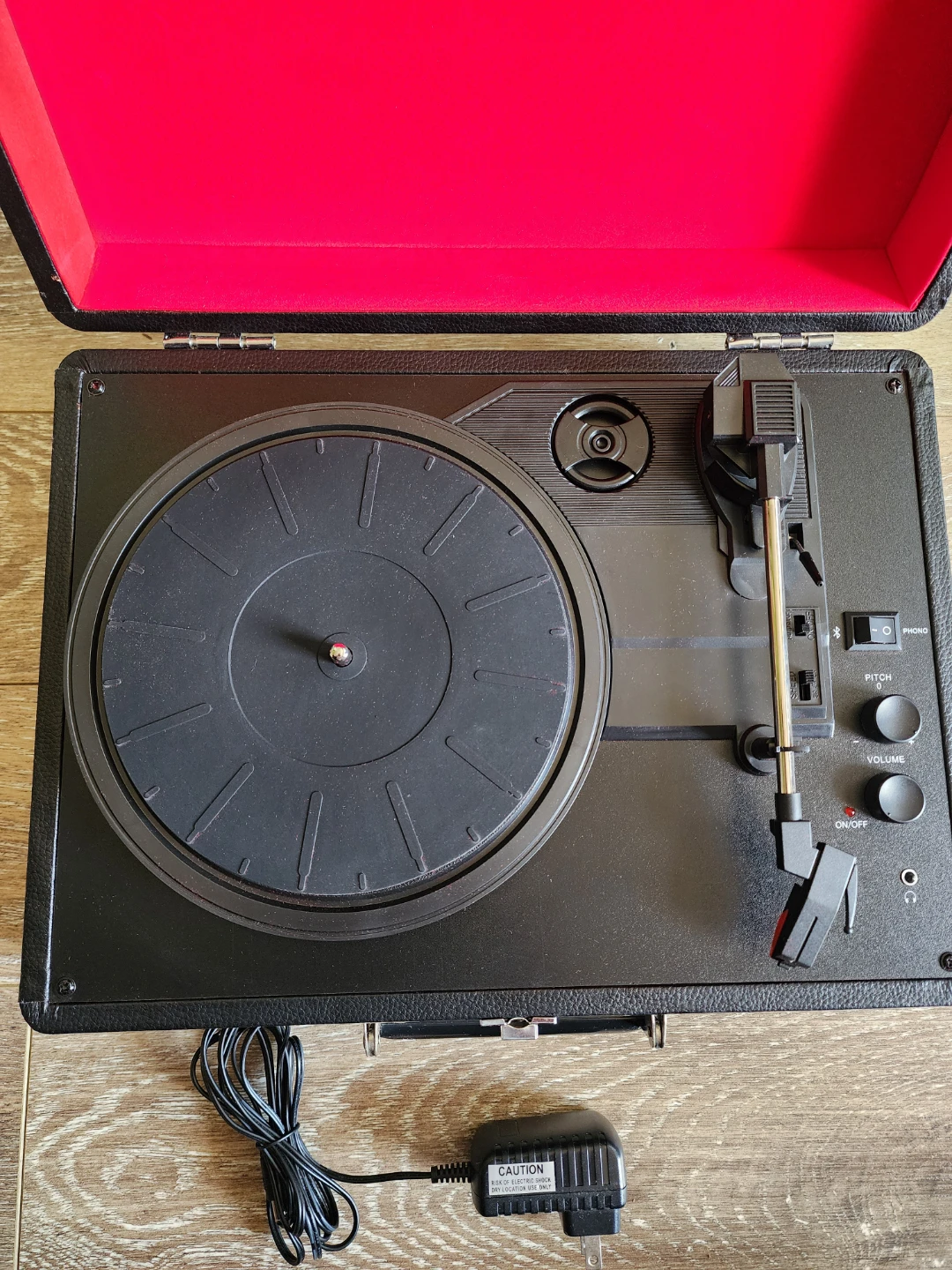 Crosley Record Player with Built-in Speakers - photo 3