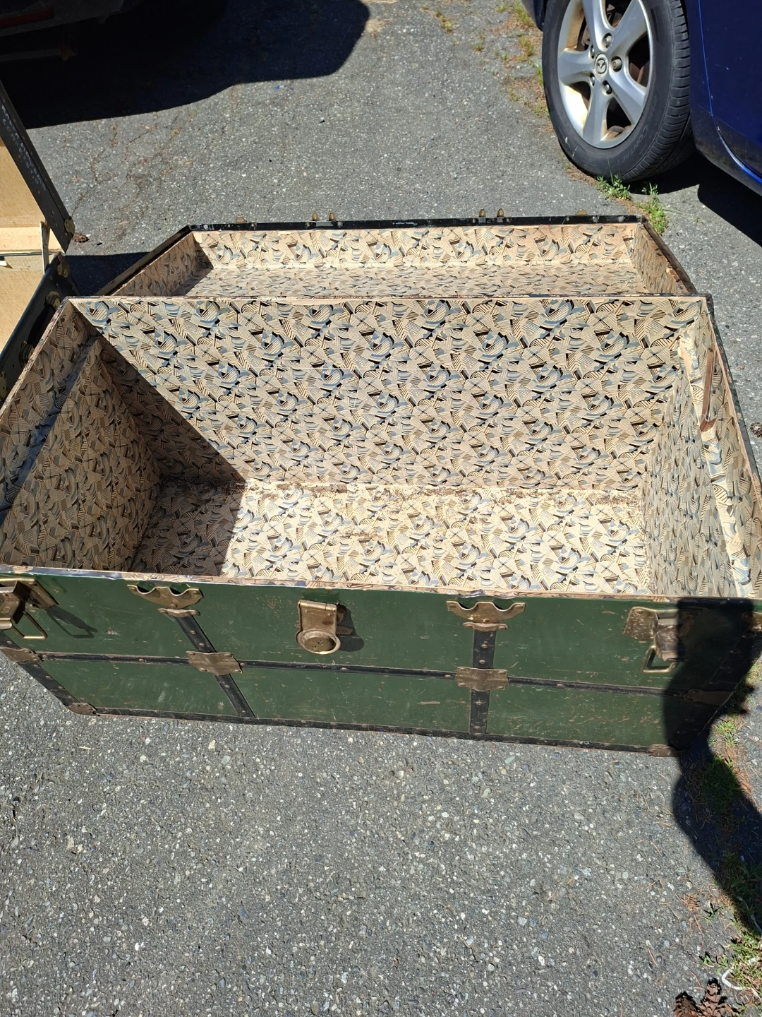 Vintage Green Steamer Trunk - photo 3