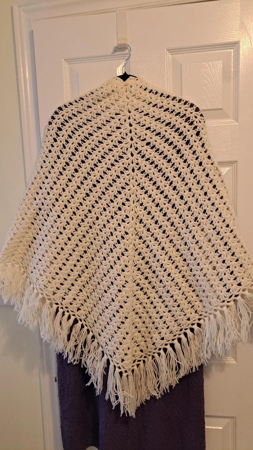 Cream Crochet Poncho with Fringe and Flower Details - photo 2