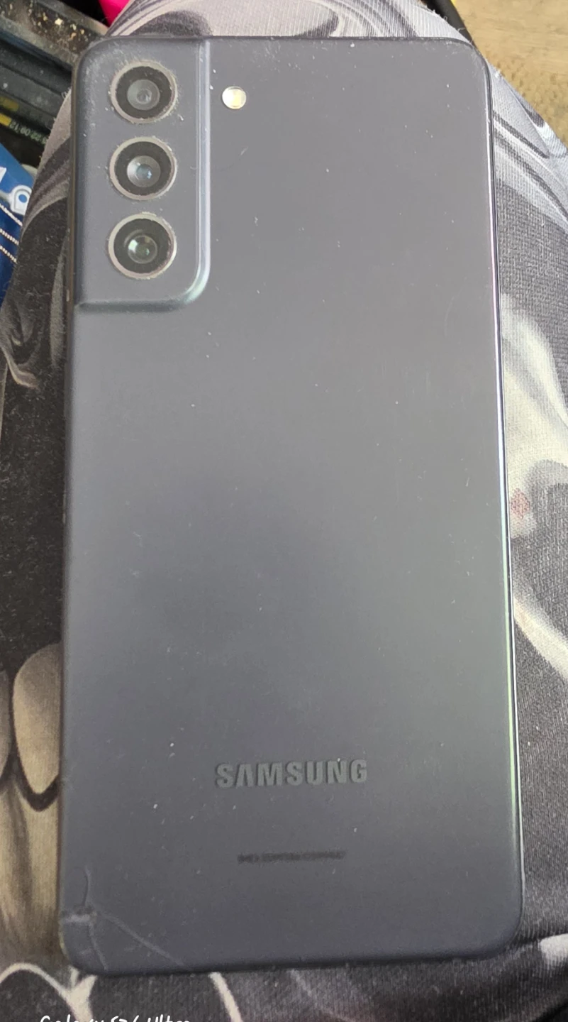 Galaxy S21 FE 5G - photo 2