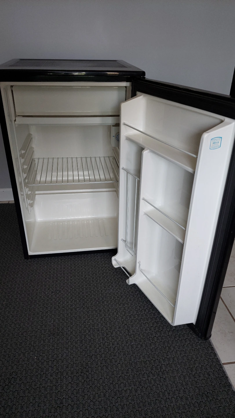 Black Mini Fridge - photo 2