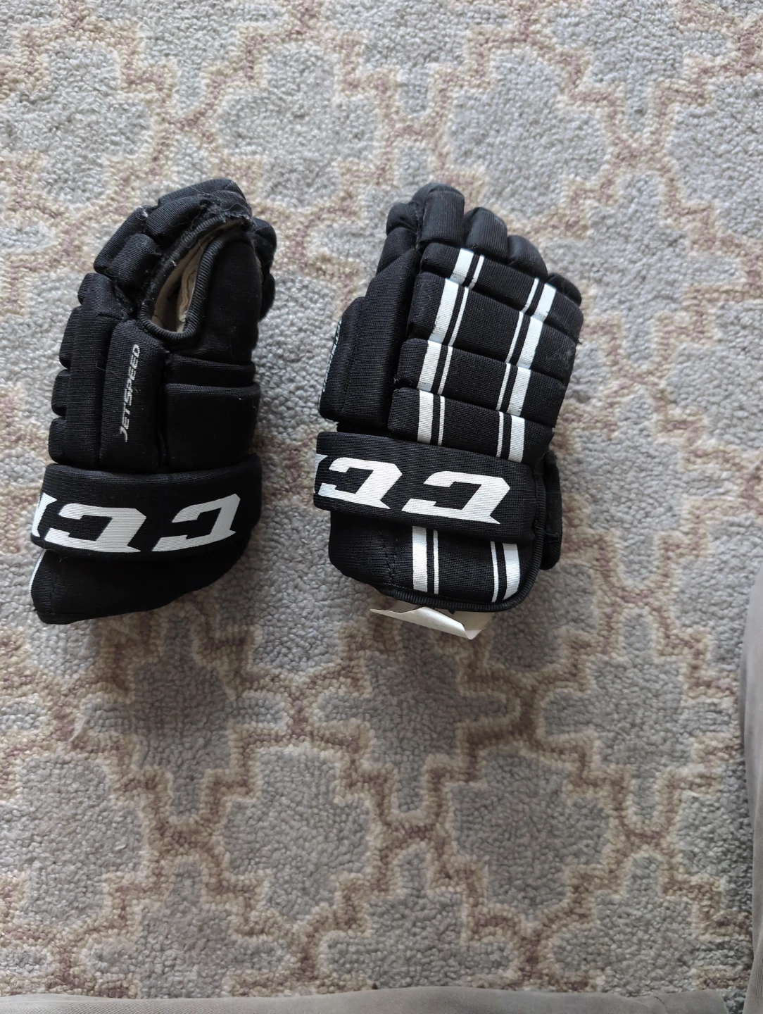 CCM JetSpeed Hockey Gloves - Junior 10" / 25 cm