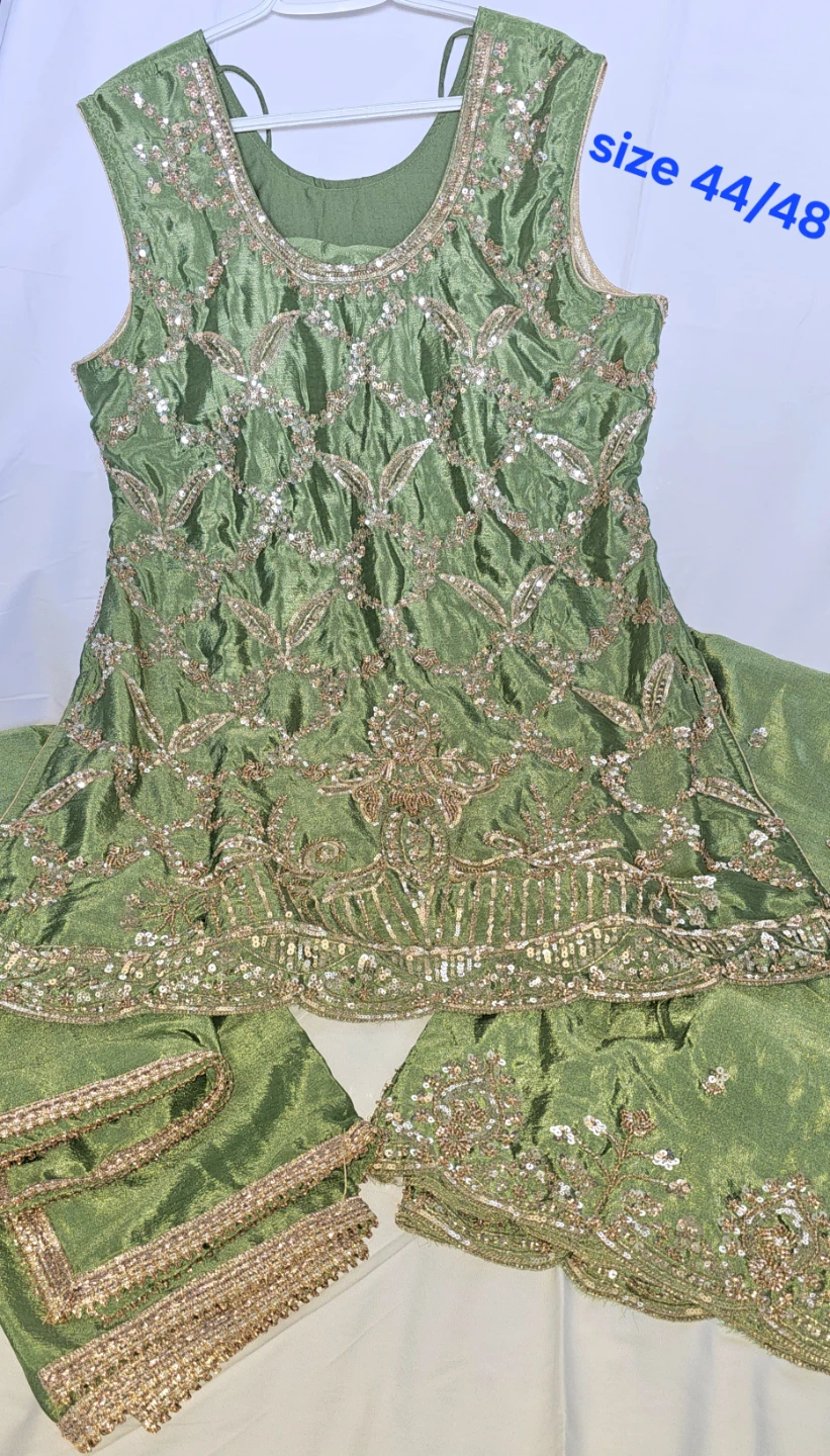 Embellished Shalwar Kameez Set - photo 2