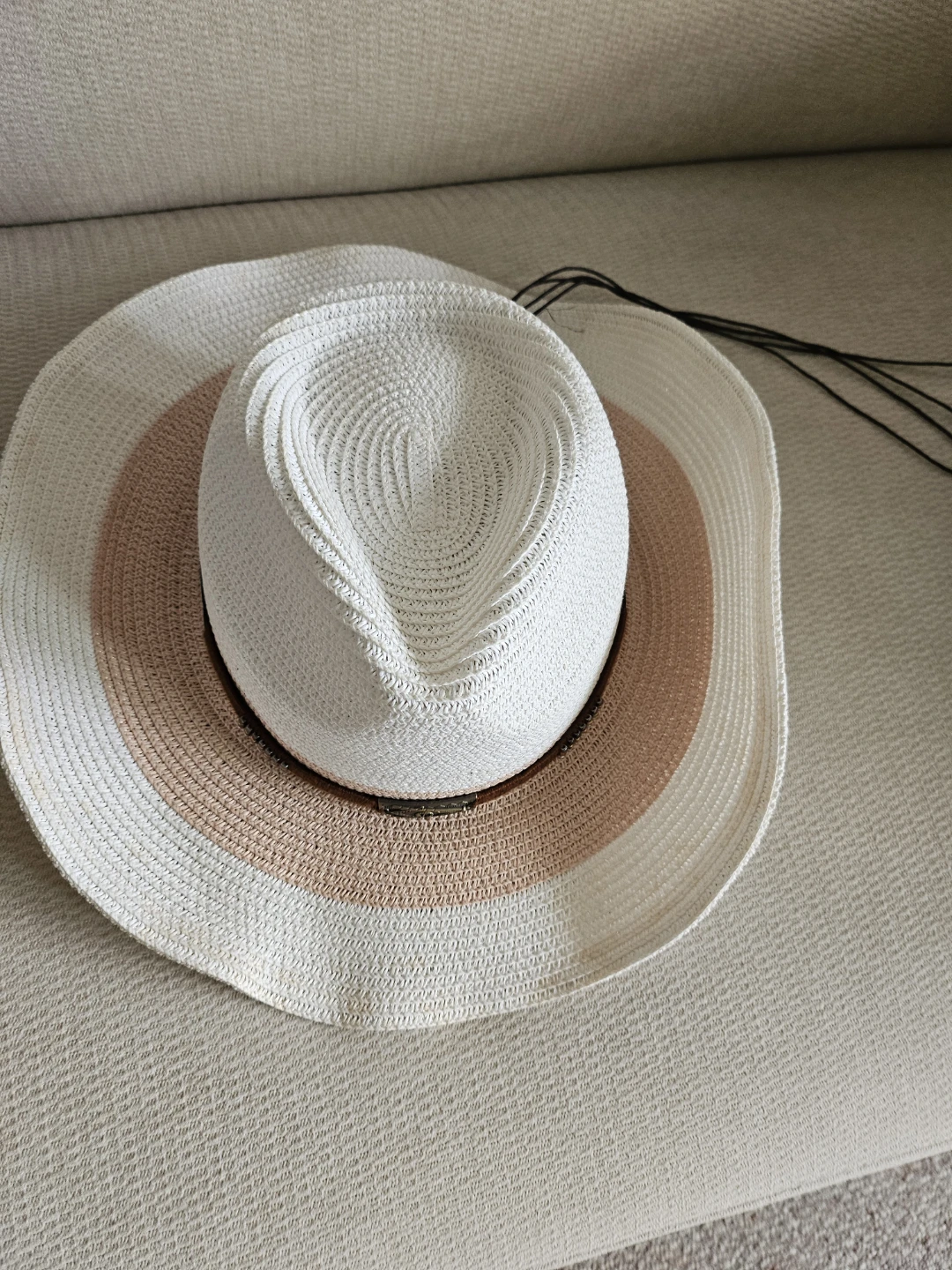 Straw Cowboy Hat - White & Pink