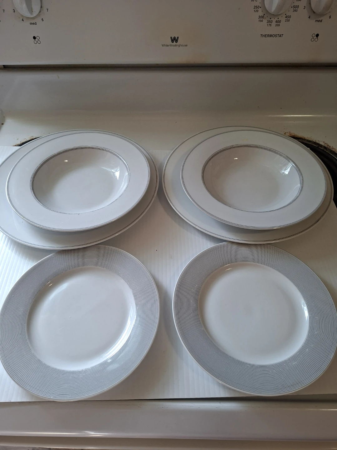 White Dinner Plates with Silver Rim Set
