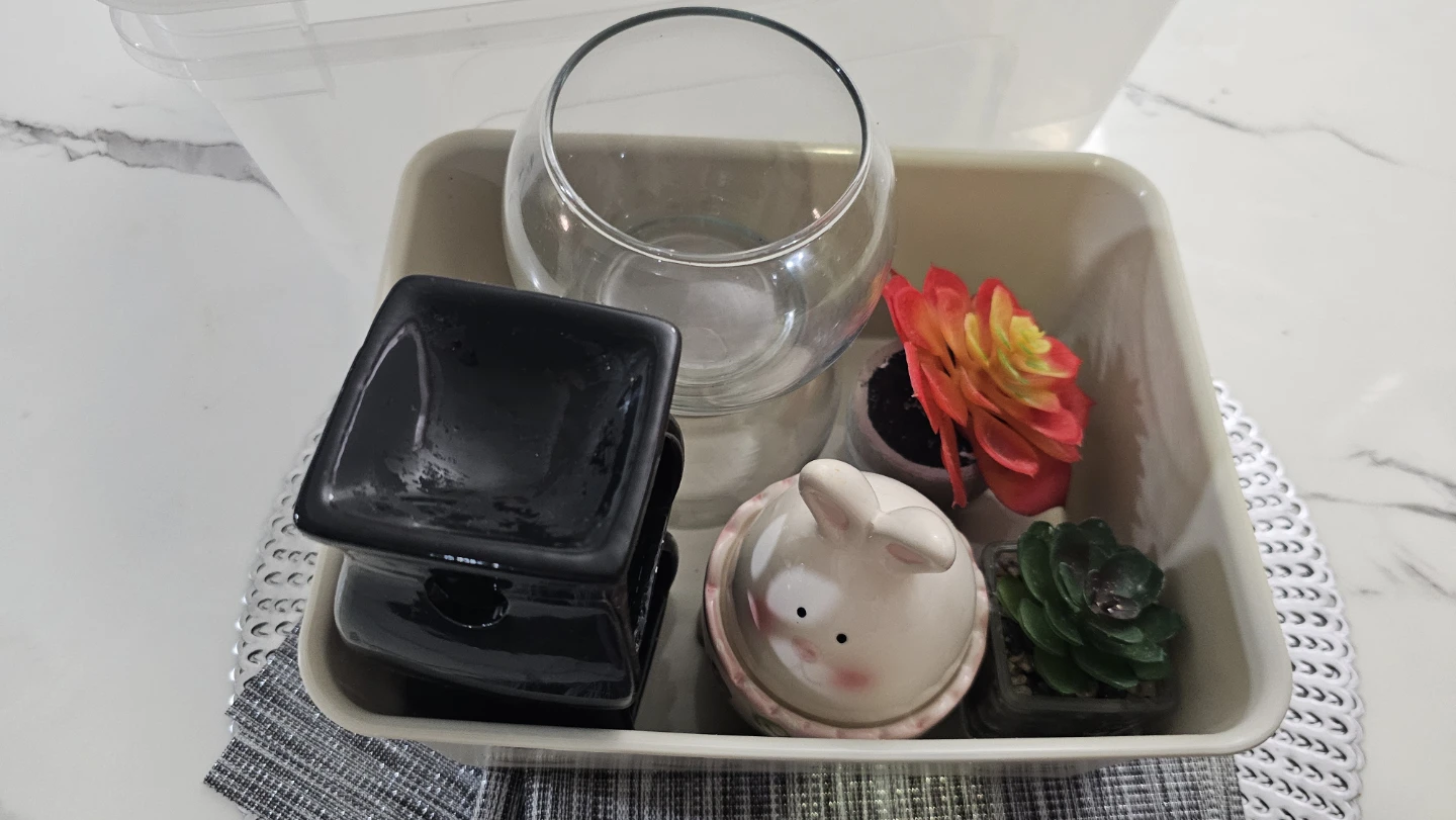 Set of 8 grey Placemats and storage boxes and decorative plants - photo 2
