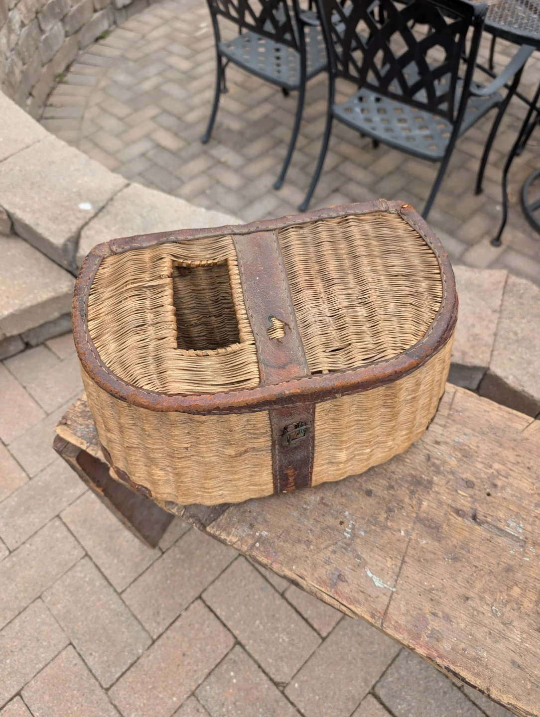Vintage Wicker Creel Fishing Basket or mushroom hunting basket - photo 4