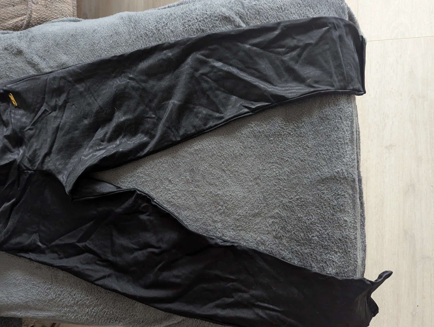 Black legging with pattern