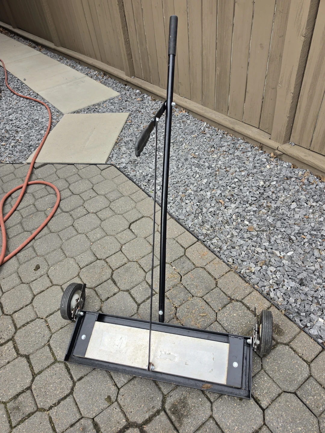 Magnetic Sweeper Tool