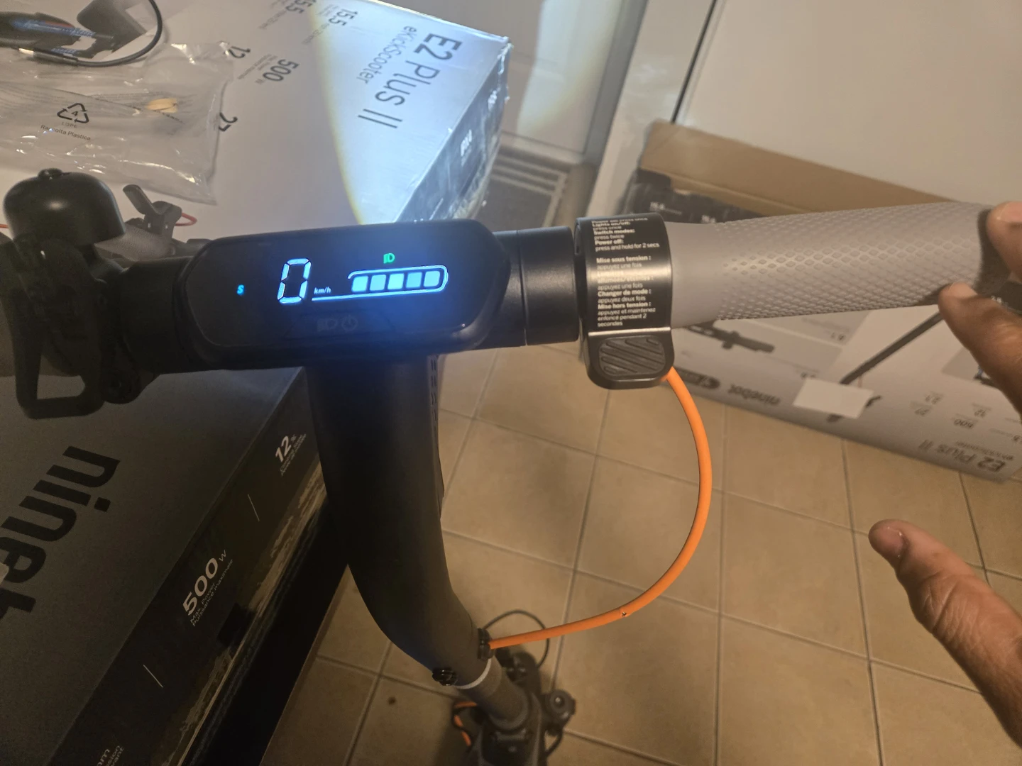 Ninebot eKickScooter E2 Plus II - photo 2