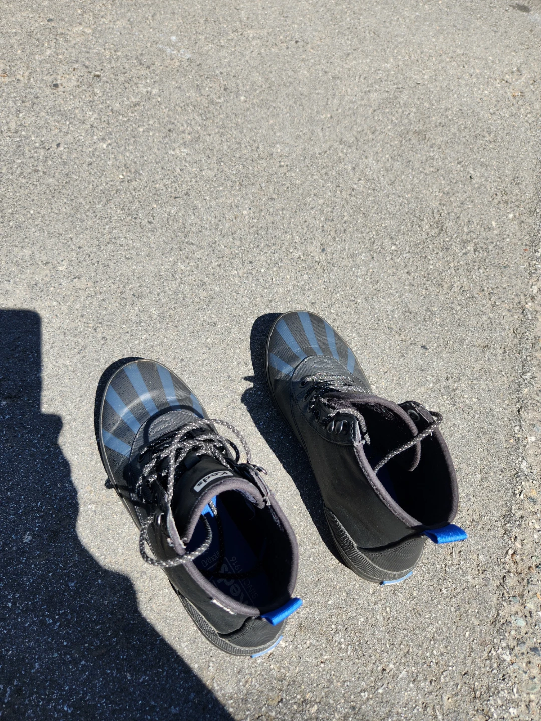 Keds Women's Waterproof Boots Size 6.5 - photo 4