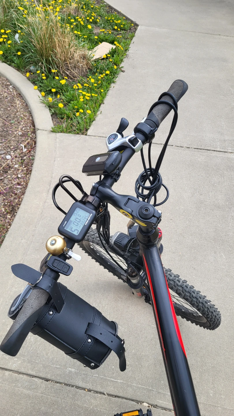 Like new DJ Bikes Mountain E-Bike (ONLY 295 KM ON IT) - photo 5
