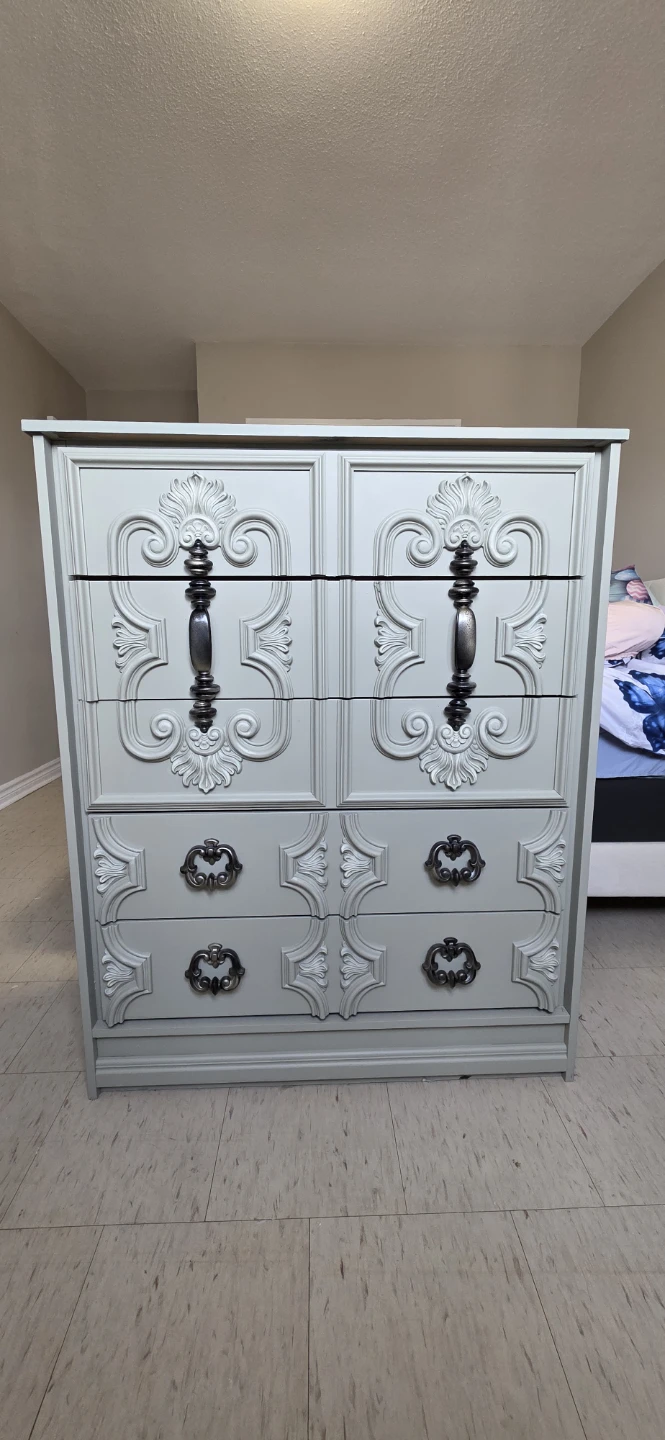 Solid wood Sage Green color dresser - photo 2
