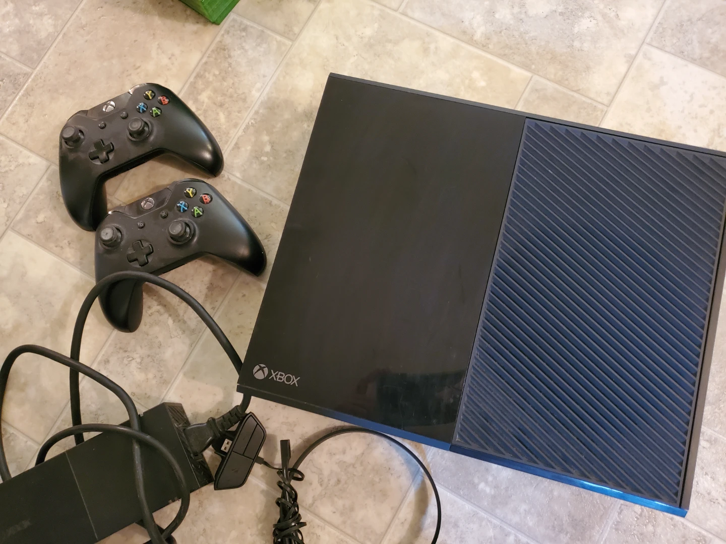 Xbox One Console with 2 Controllers and Games - photo 3