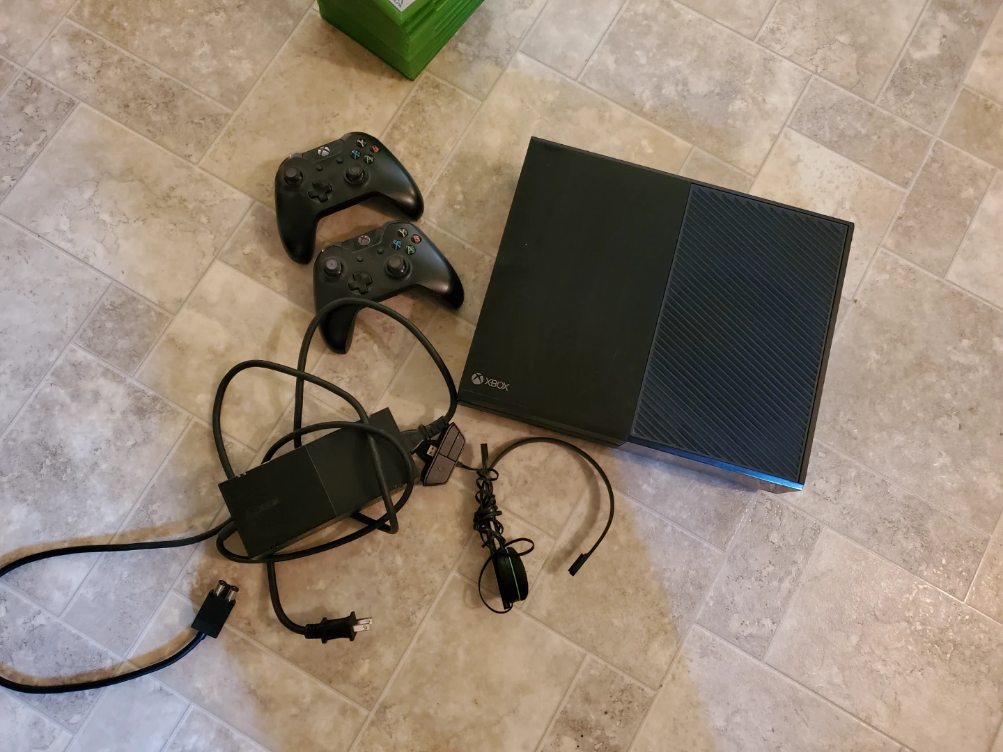 Xbox One Console with 2 Controllers and Games - photo 4