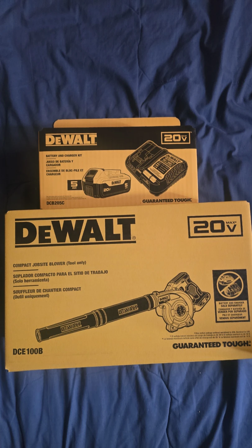 DEWALT 20V MAX Compact Jobsite Blower Kit