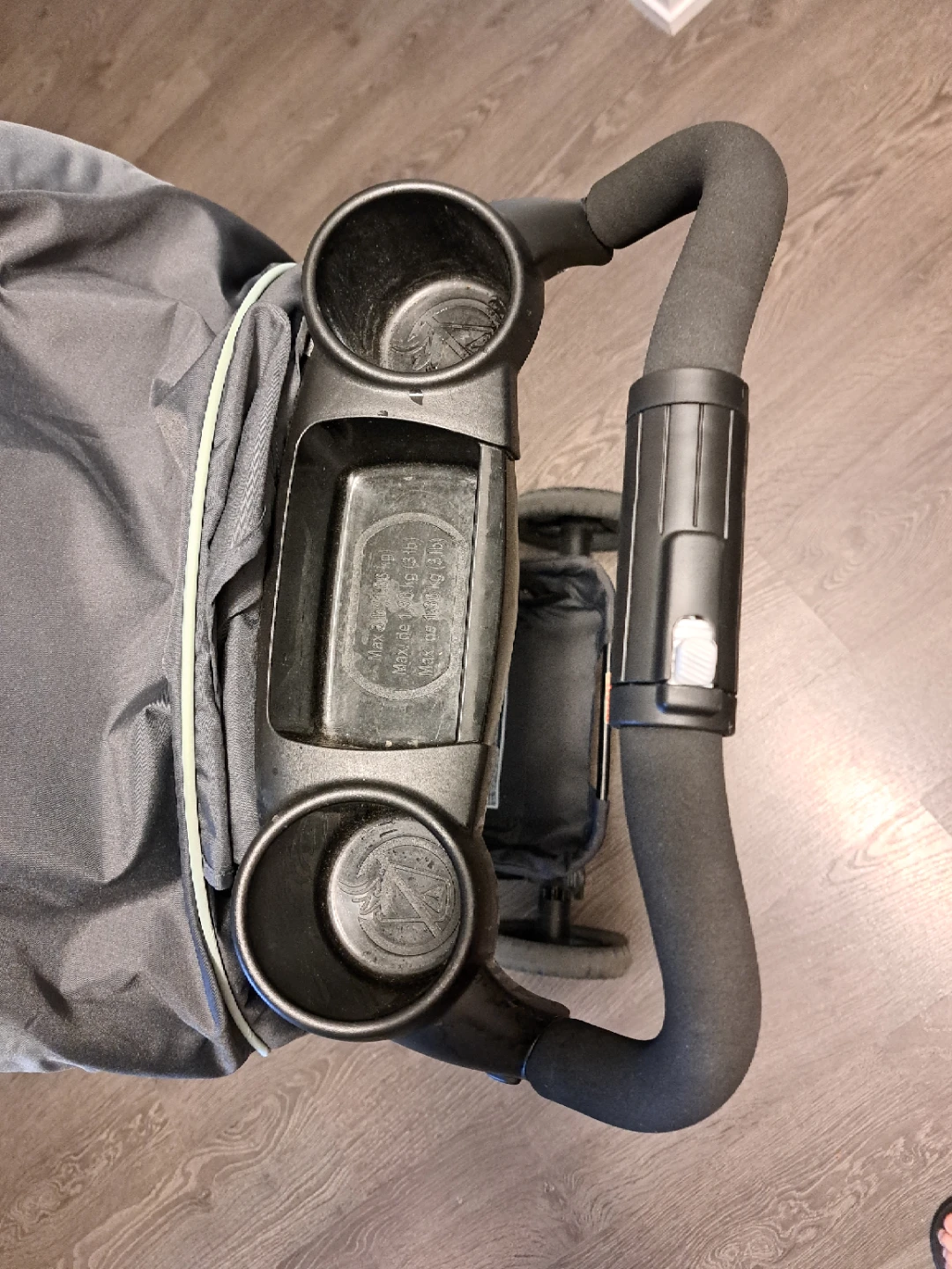 Graco Stroller with Cup Holders - photo 5